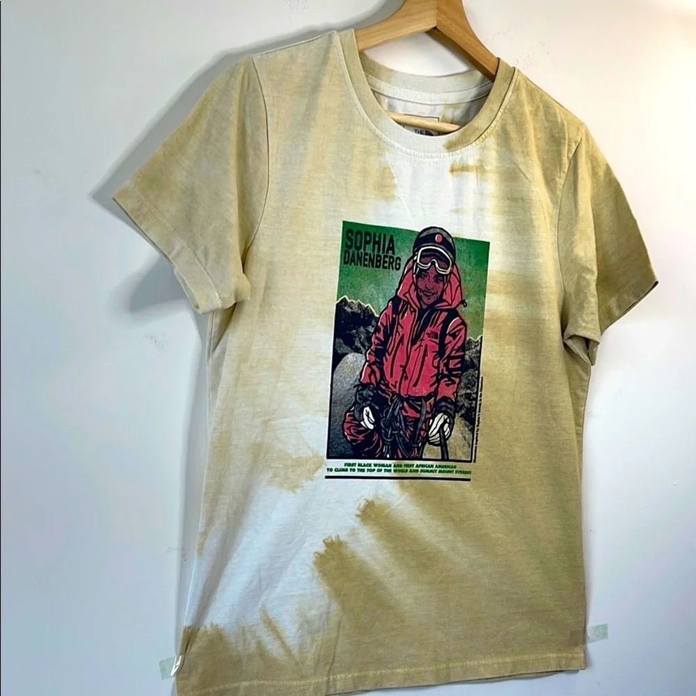 The North Face Beige Graphic Tee - Picture 2 of 7